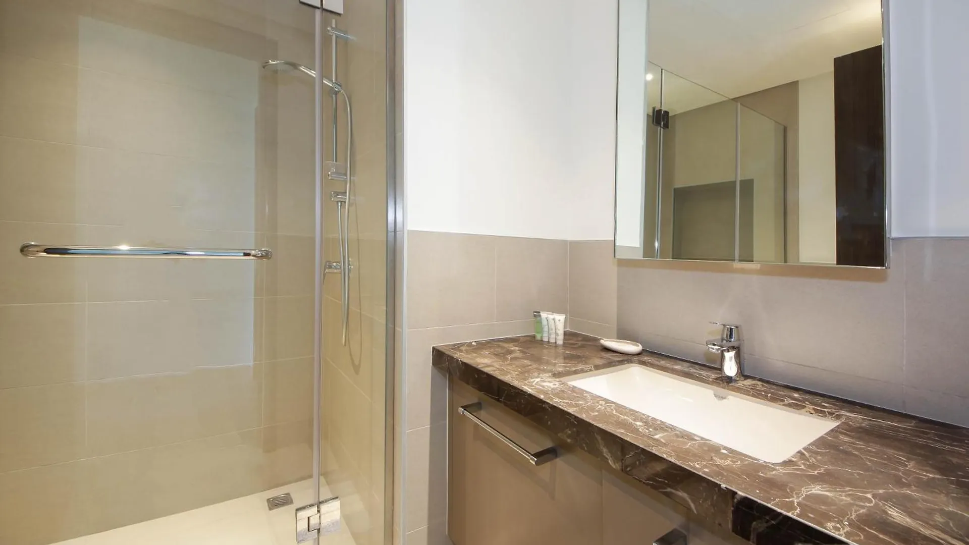 Spacious 2Bhk Boulevard Heights Downtown Dubai